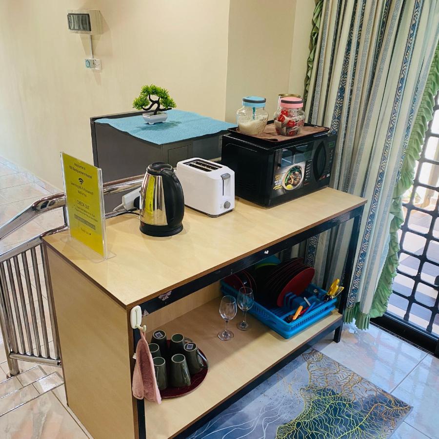 Hotel 100 Oastel Coliving à Tanah Rata Extérieur photo